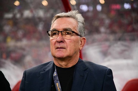 国足换帅风波揭秘：18强赛策略调整，伊万策略生效？